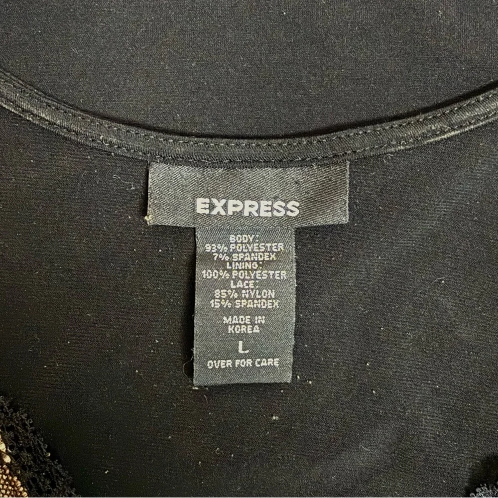 Express black lace overlay tank - Picture 5 of 5